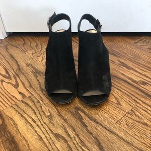 Vince Comuto Black Peep Toe Heels